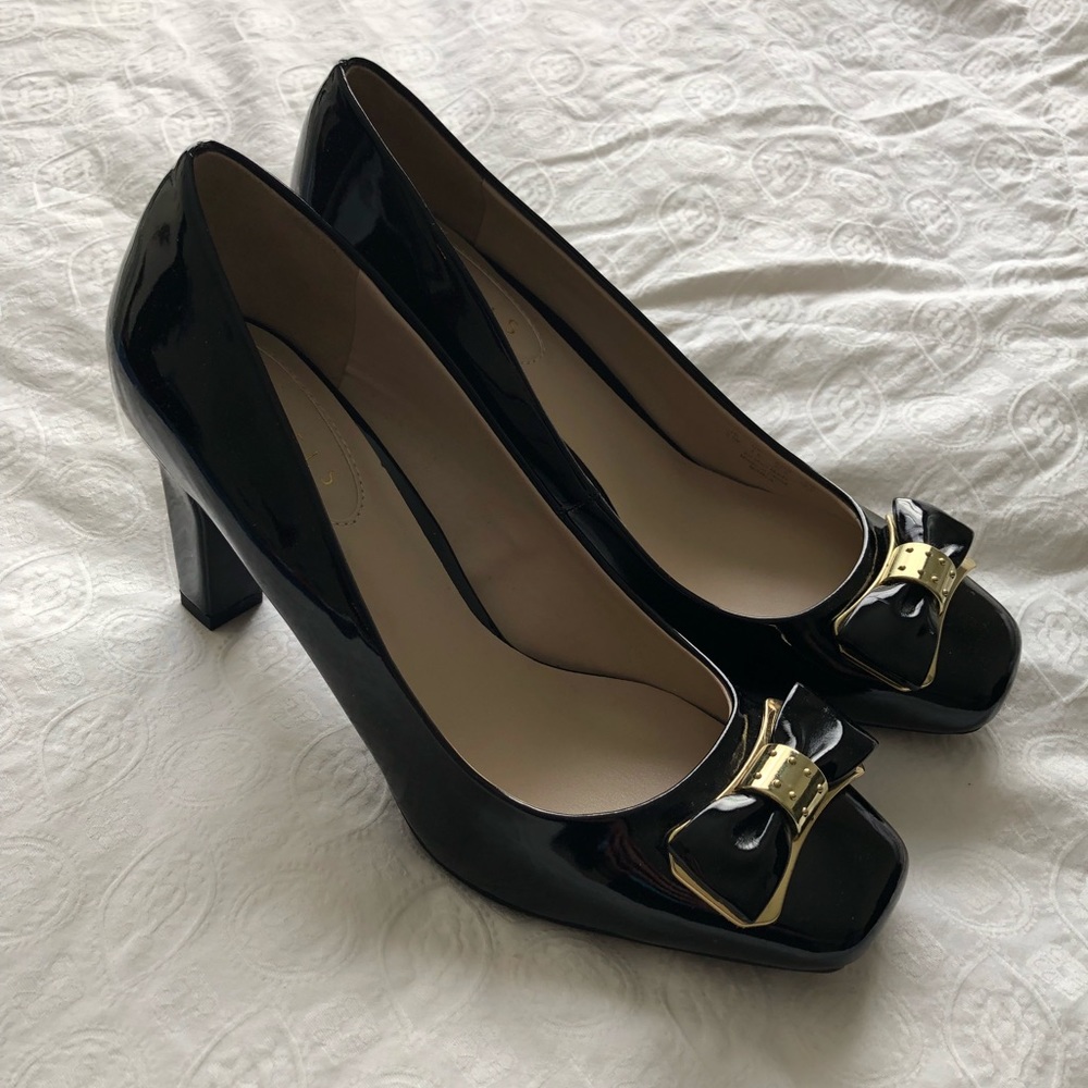 Patent black heels, perfect for business attire
